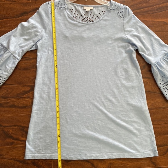 Absolutely cute sky blue embroidered tunic in size S - Picture 8 of 9